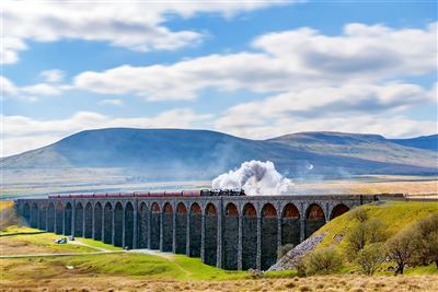 Ribblehead Viadukt über das Ribble-Flusstal